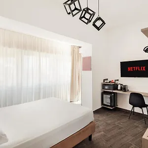 https://adelante-rooms-san-giovanni.it-romehotels.com