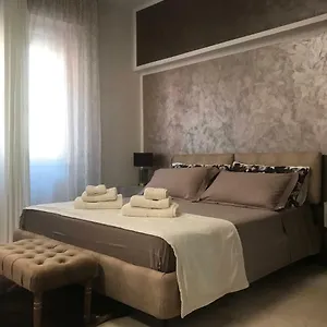 Maison d'hôtes Via Roma 12